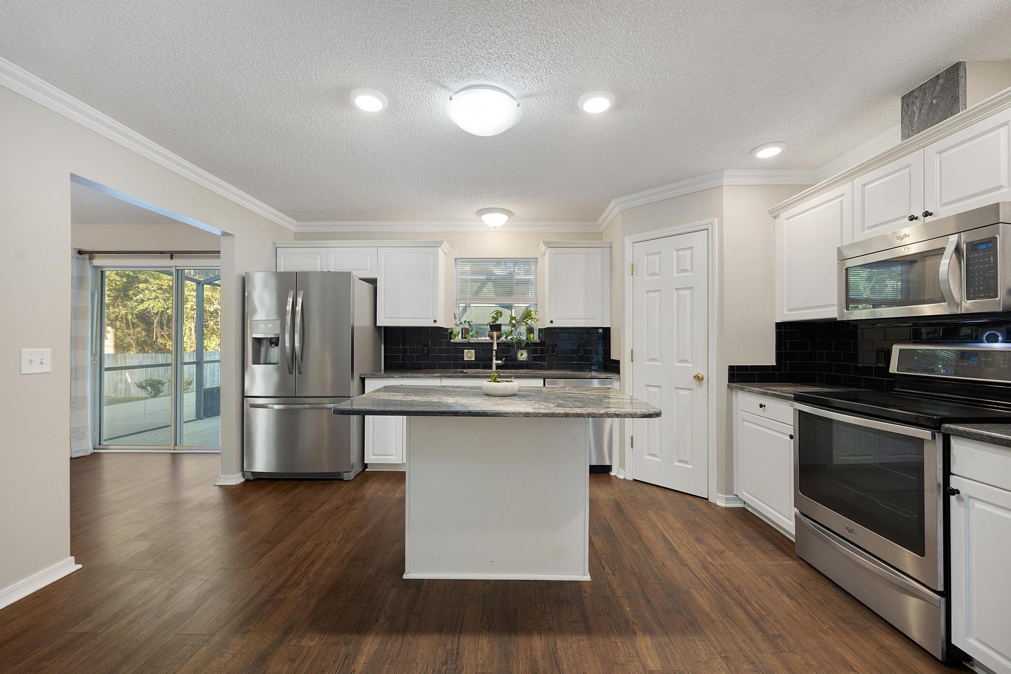 NORTHVIEW ESTATES 5TH ADDN - Residential