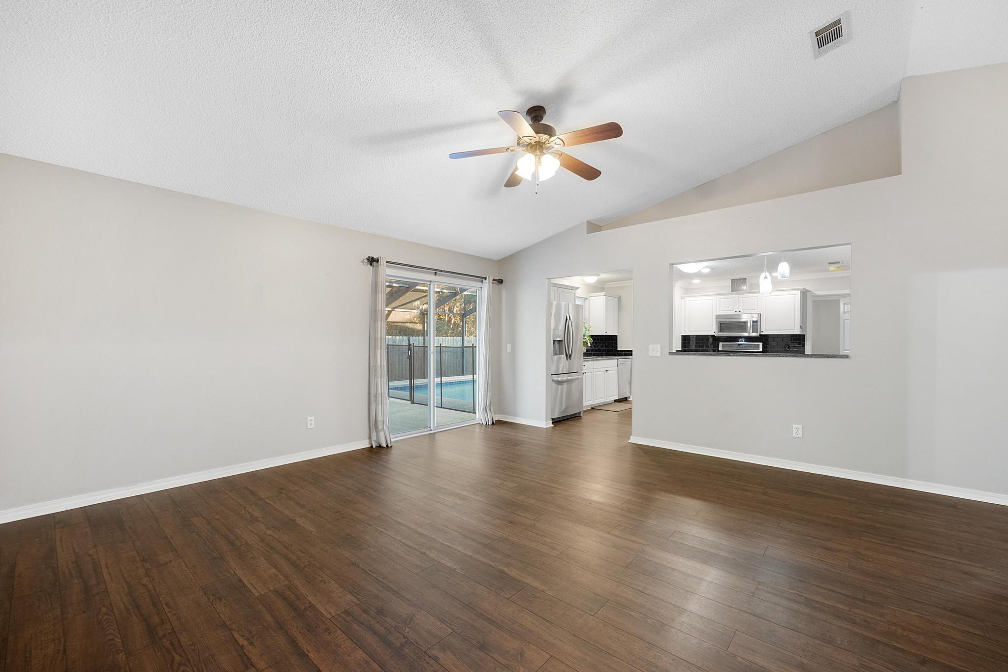 NORTHVIEW ESTATES 5TH ADDN - Residential