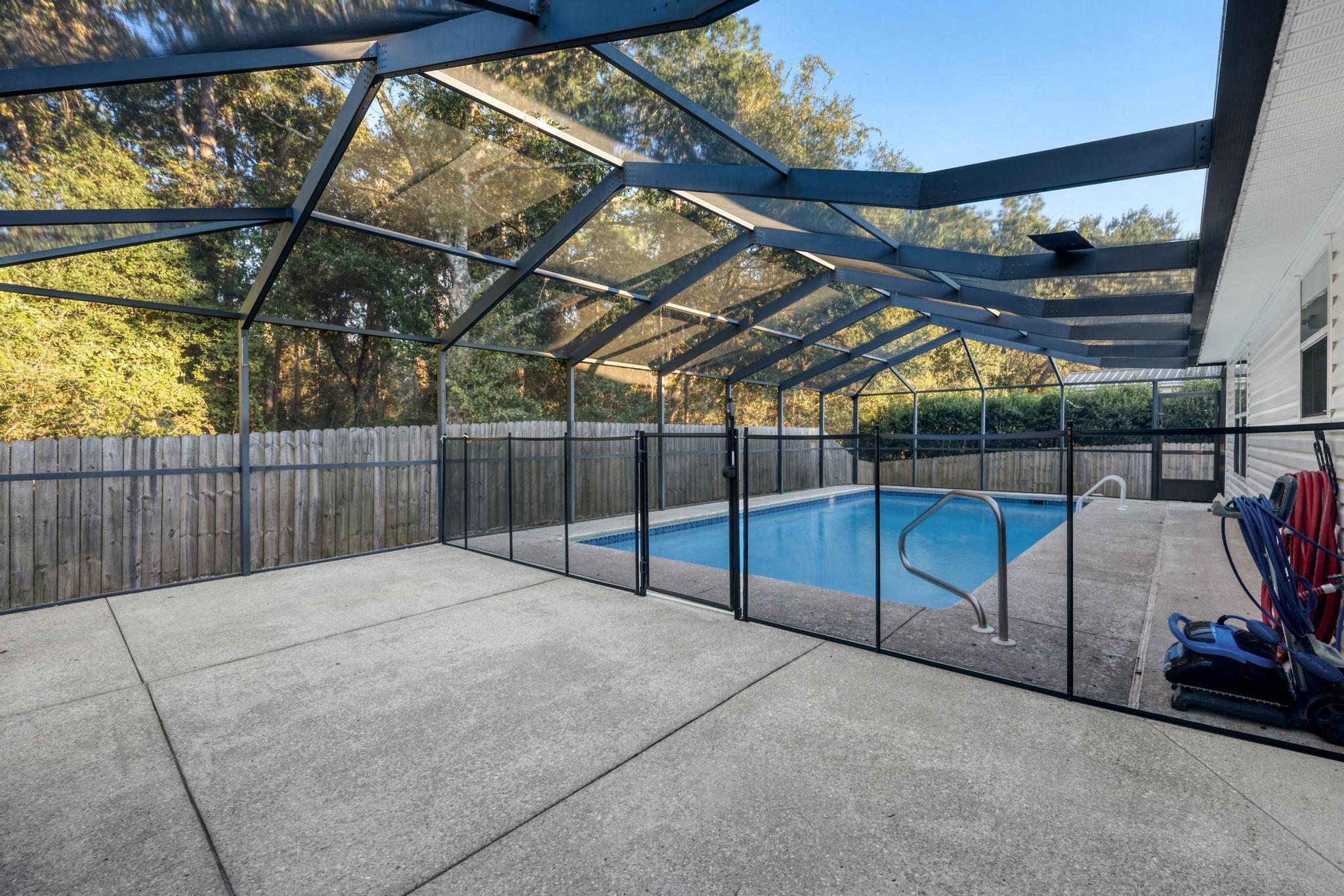 NORTHVIEW ESTATES 5TH ADDN - Residential