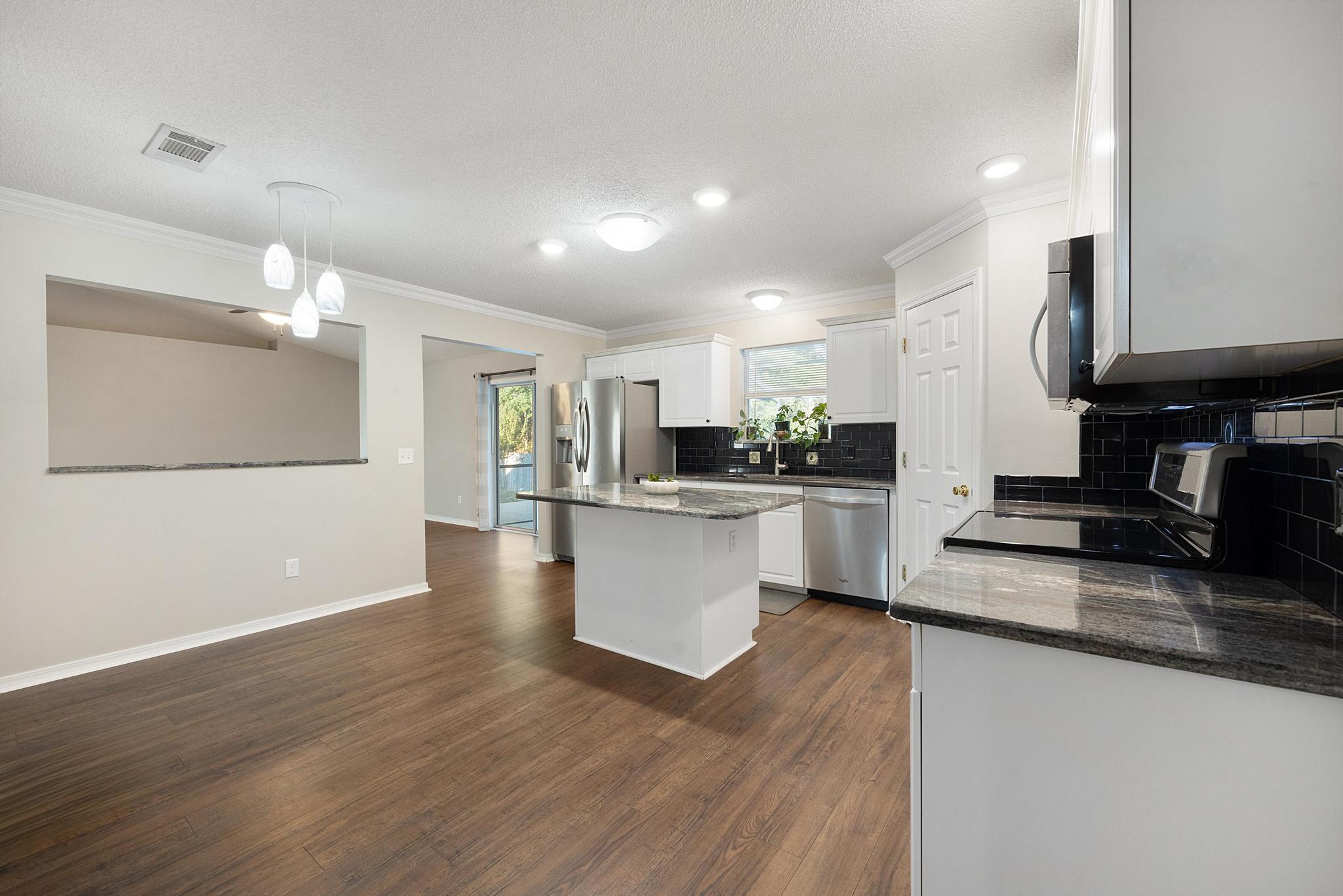 NORTHVIEW ESTATES 5TH ADDN - Residential