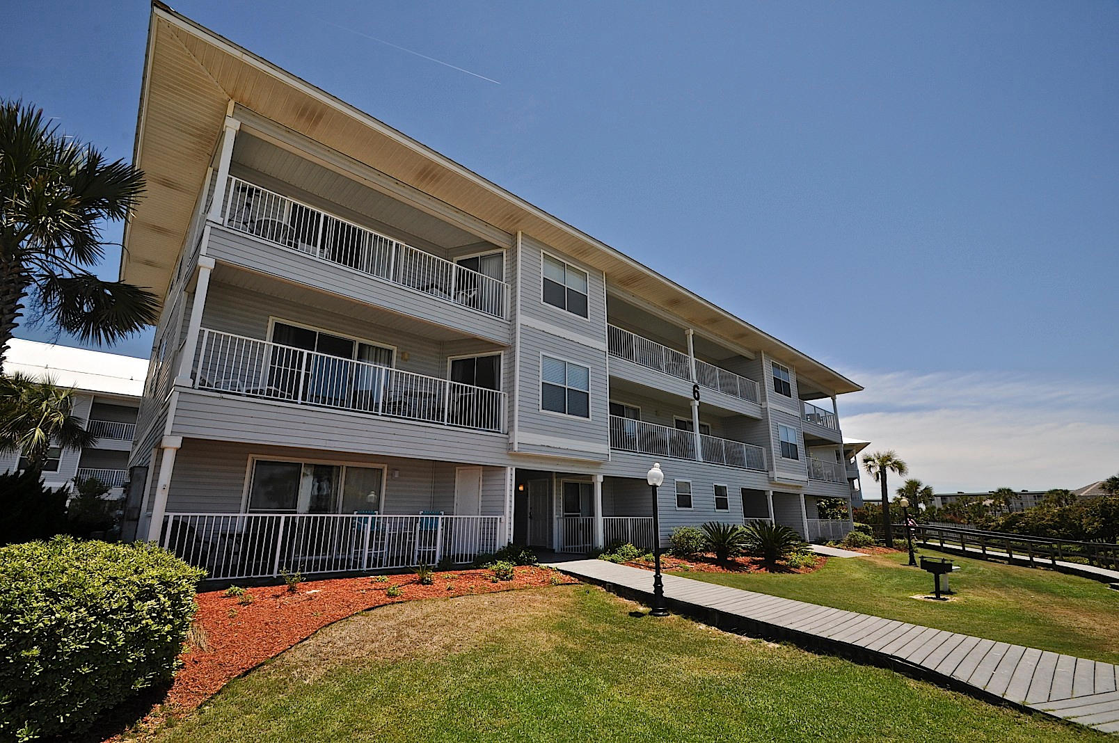 BEACHSIDE VILLAS CONDO - Residential