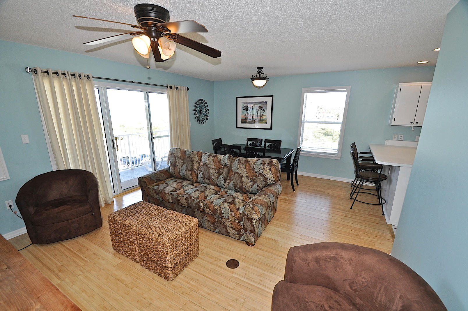 BEACHSIDE VILLAS CONDO - Residential