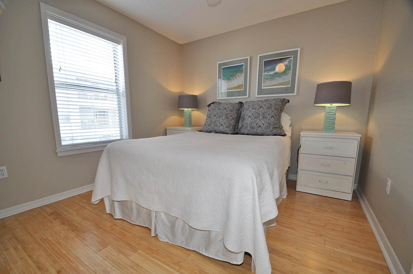 BEACHSIDE VILLAS CONDO - Residential