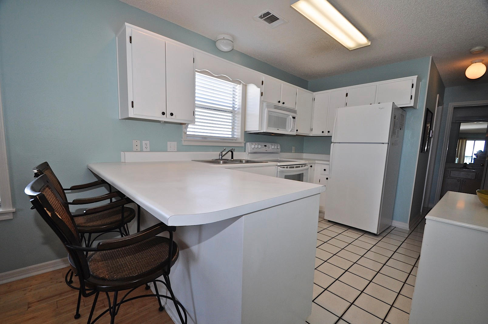 BEACHSIDE VILLAS CONDO - Residential