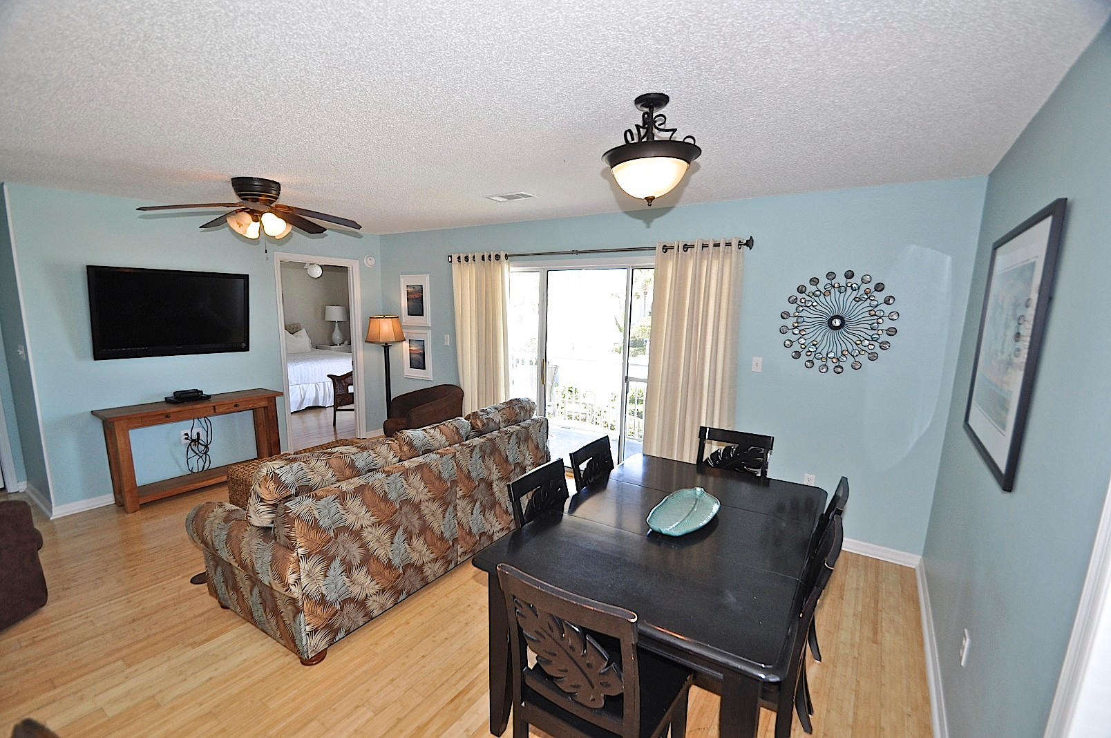 BEACHSIDE VILLAS CONDO - Residential