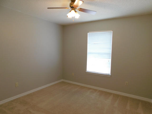 NORTHVIEW ESTATES 7TH ADDN - Residential