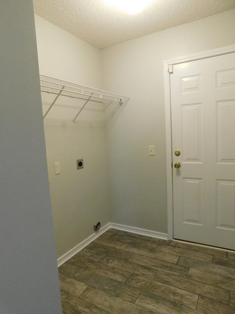 NORTHVIEW ESTATES 7TH ADDN - Residential