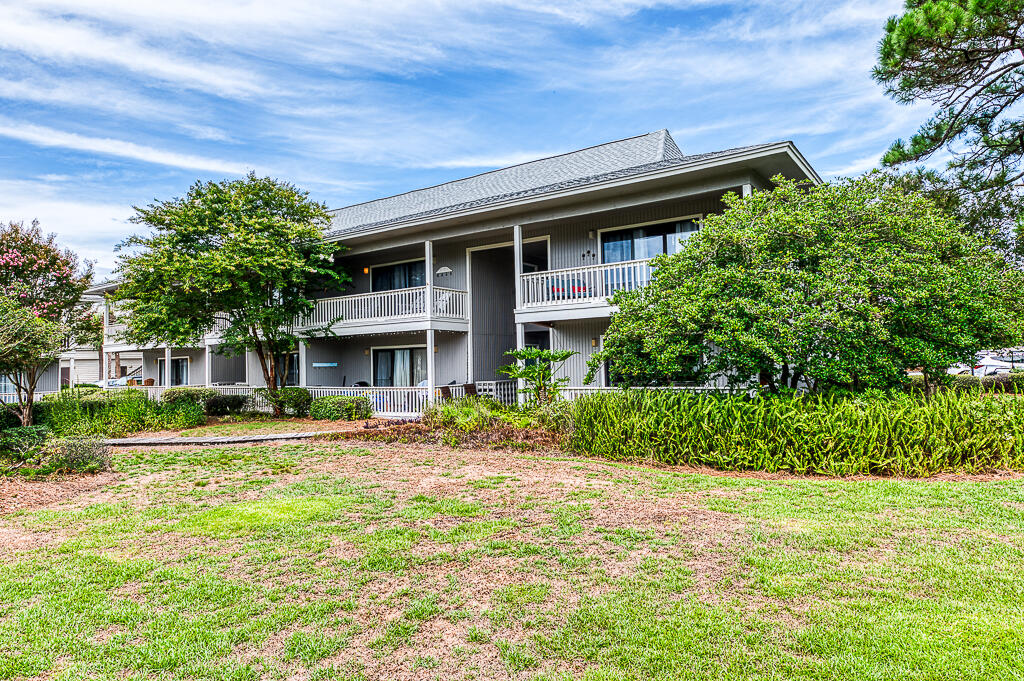 BEACHWOOD VILLAS CONDO - Residential