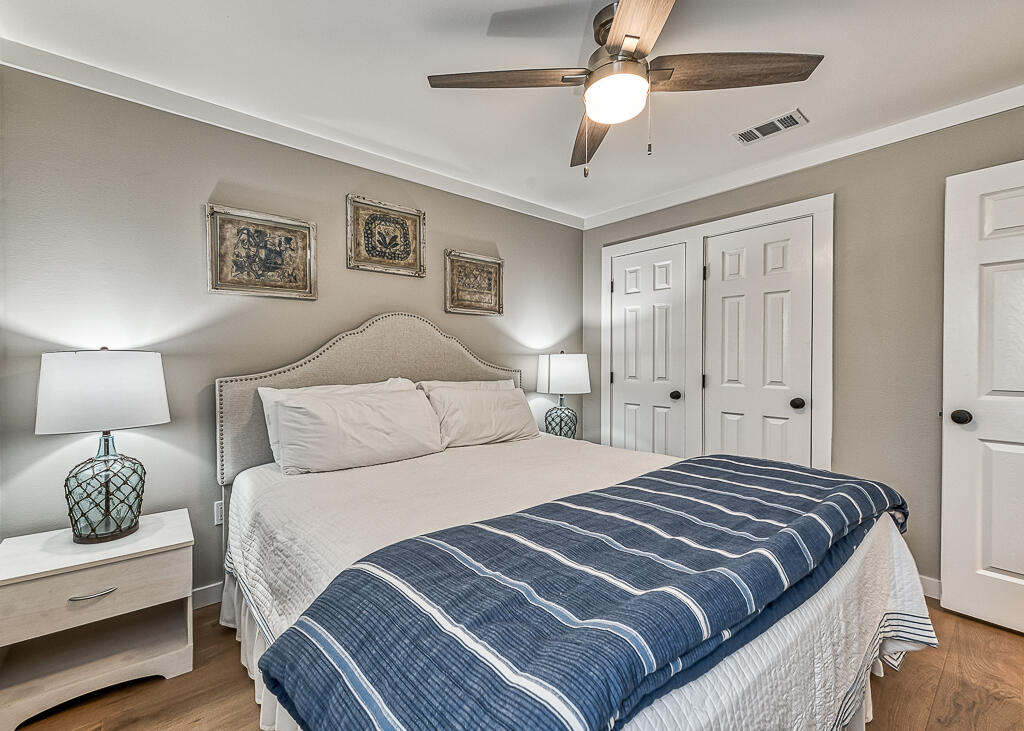 BEACHWOOD VILLAS CONDO - Residential