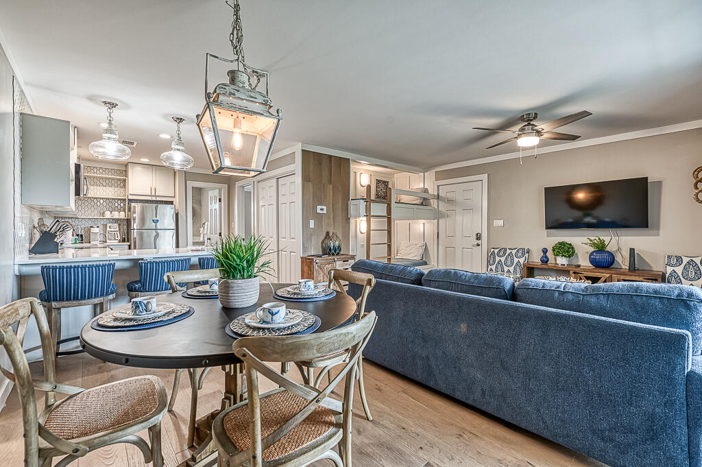 BEACHWOOD VILLAS CONDO - Residential