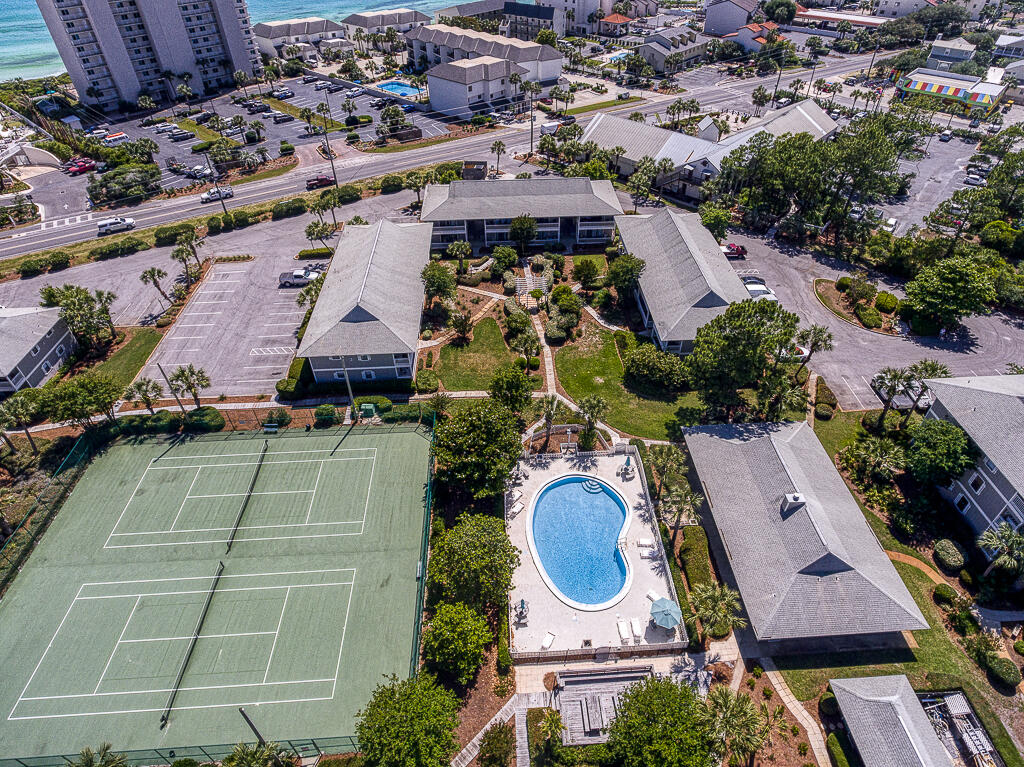 BEACHWOOD VILLAS CONDO - Residential