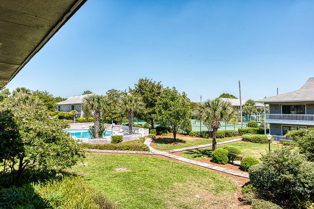 BEACHWOOD VILLAS CONDO - Residential