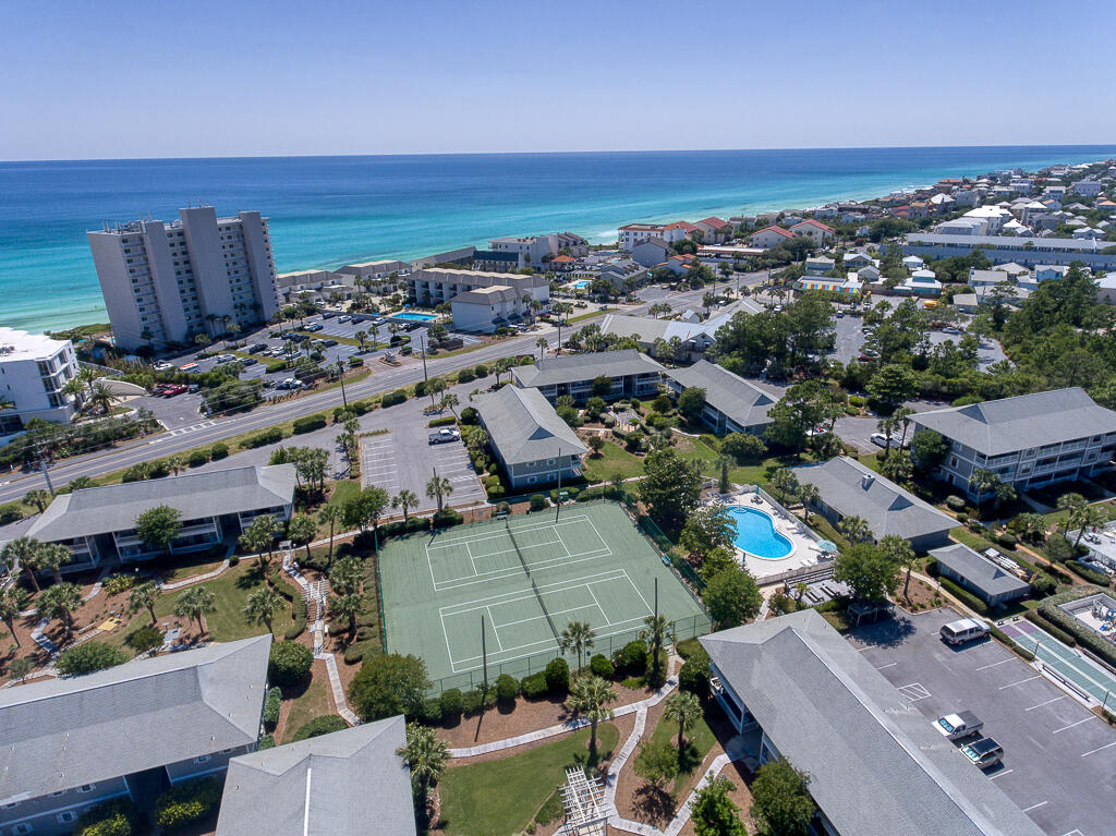 BEACHWOOD VILLAS CONDO - Residential