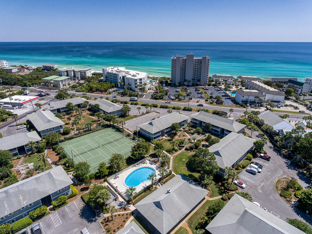 BEACHWOOD VILLAS CONDO - Residential