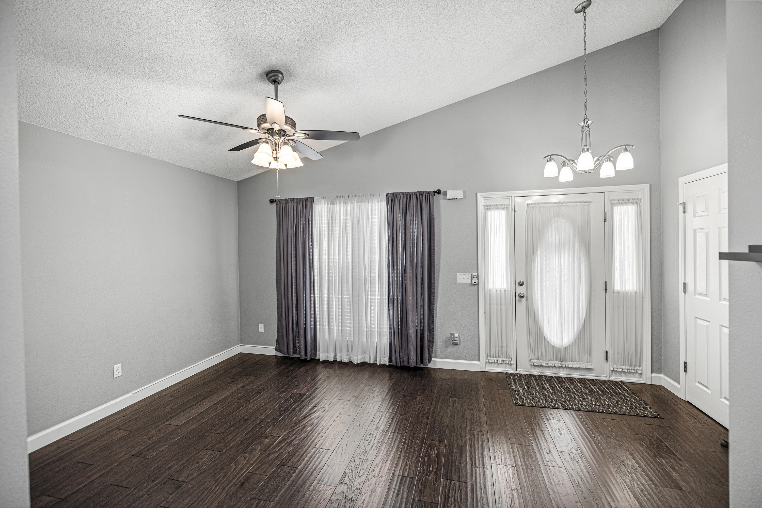 EMERALD VILLAGE S/D - Residential