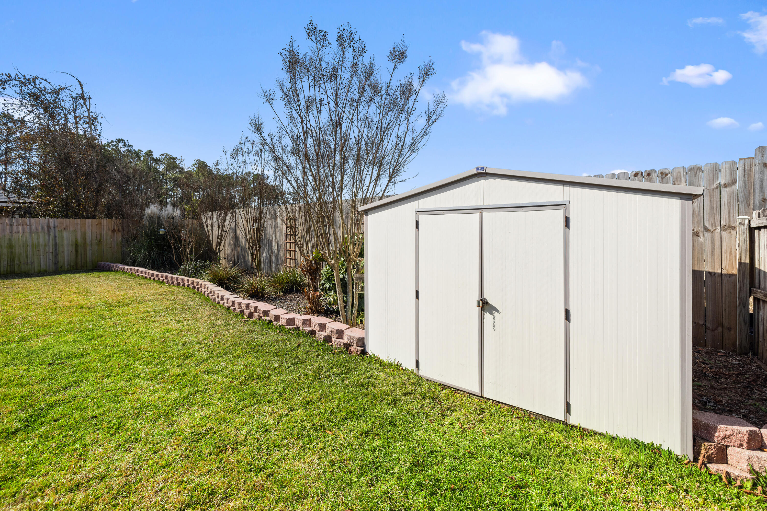 EMERALD VILLAGE S/D - Residential