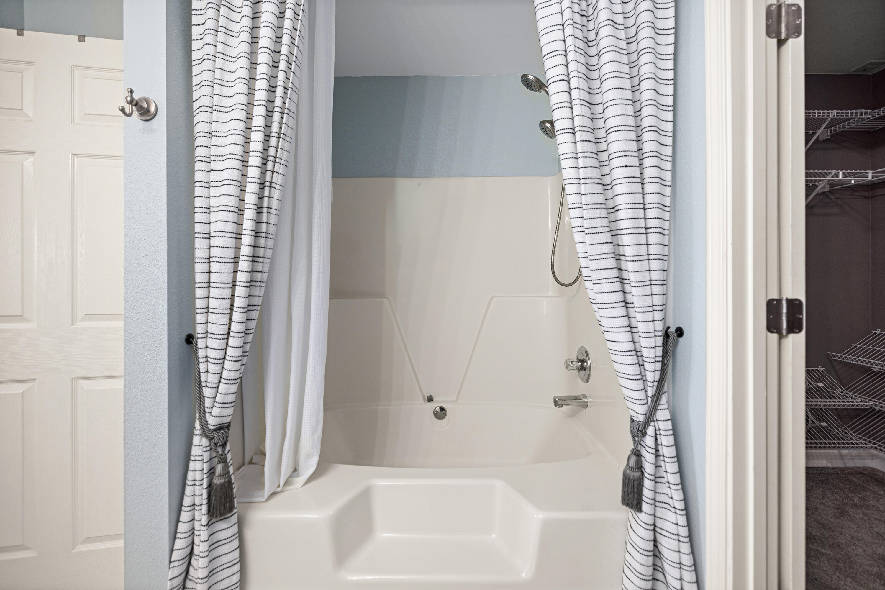 EMERALD VILLAGE S/D - Residential