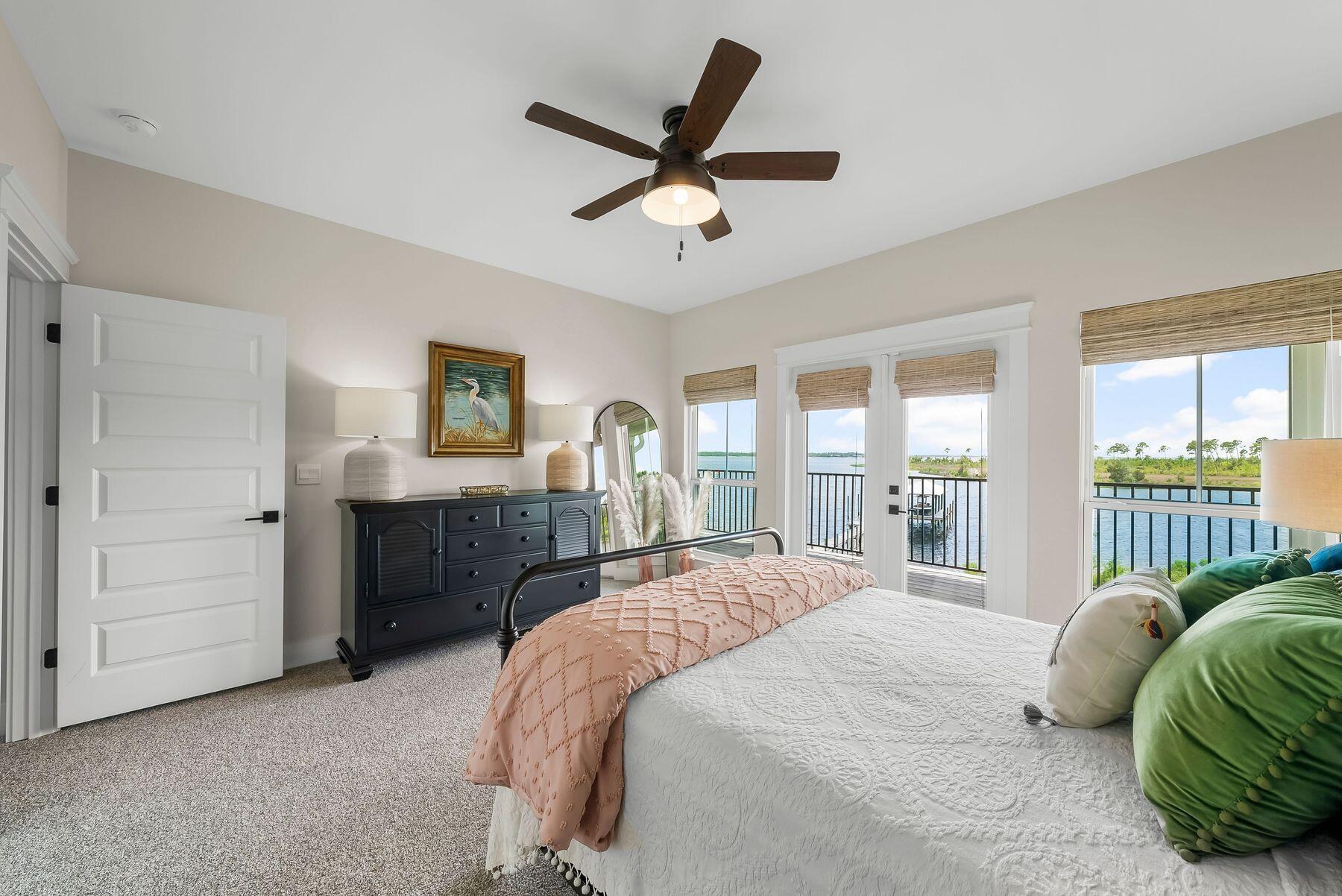 Fanning Bayou - Residential