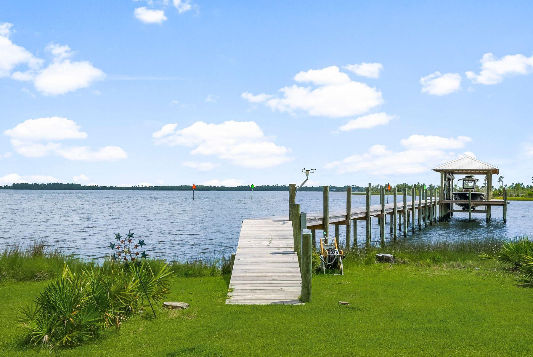 Fanning Bayou - Residential