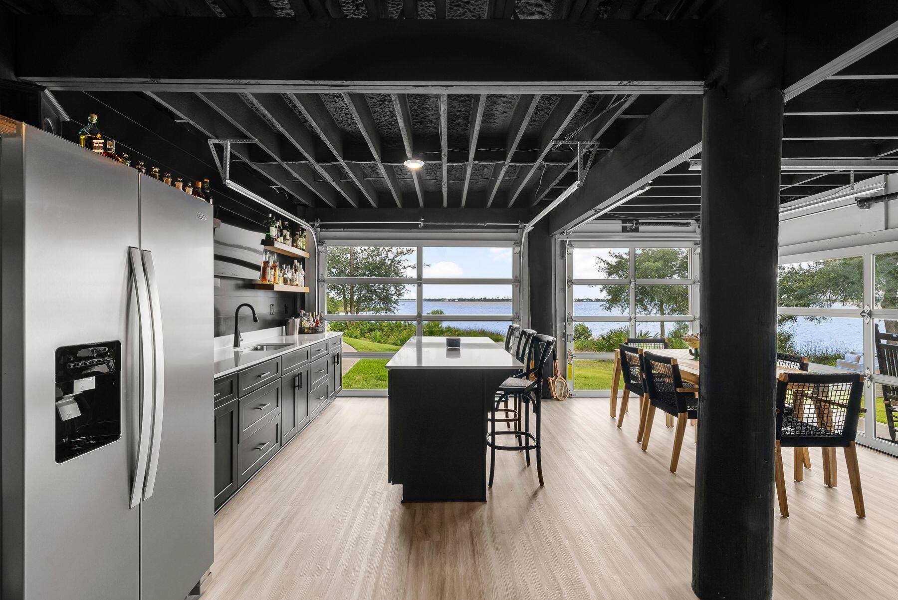 Fanning Bayou - Residential
