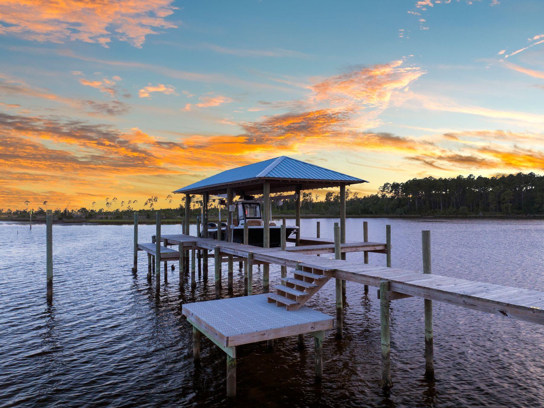 Fanning Bayou - Residential