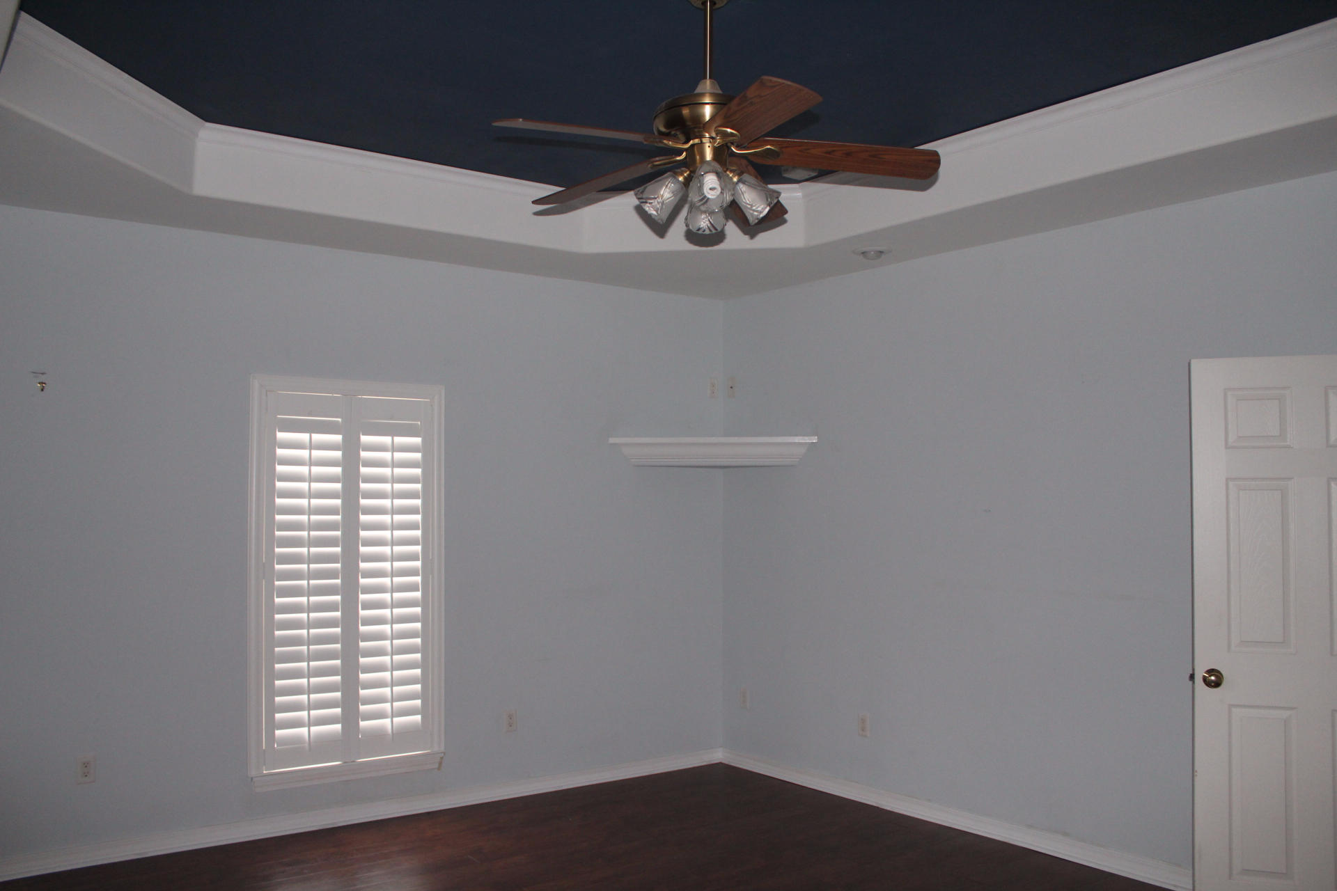 PINE SHORES - Residential