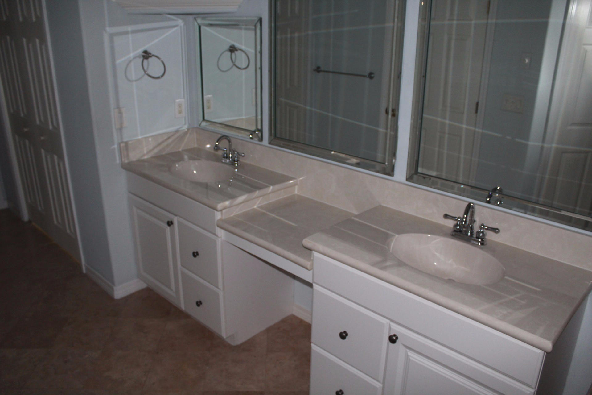 PINE SHORES - Residential