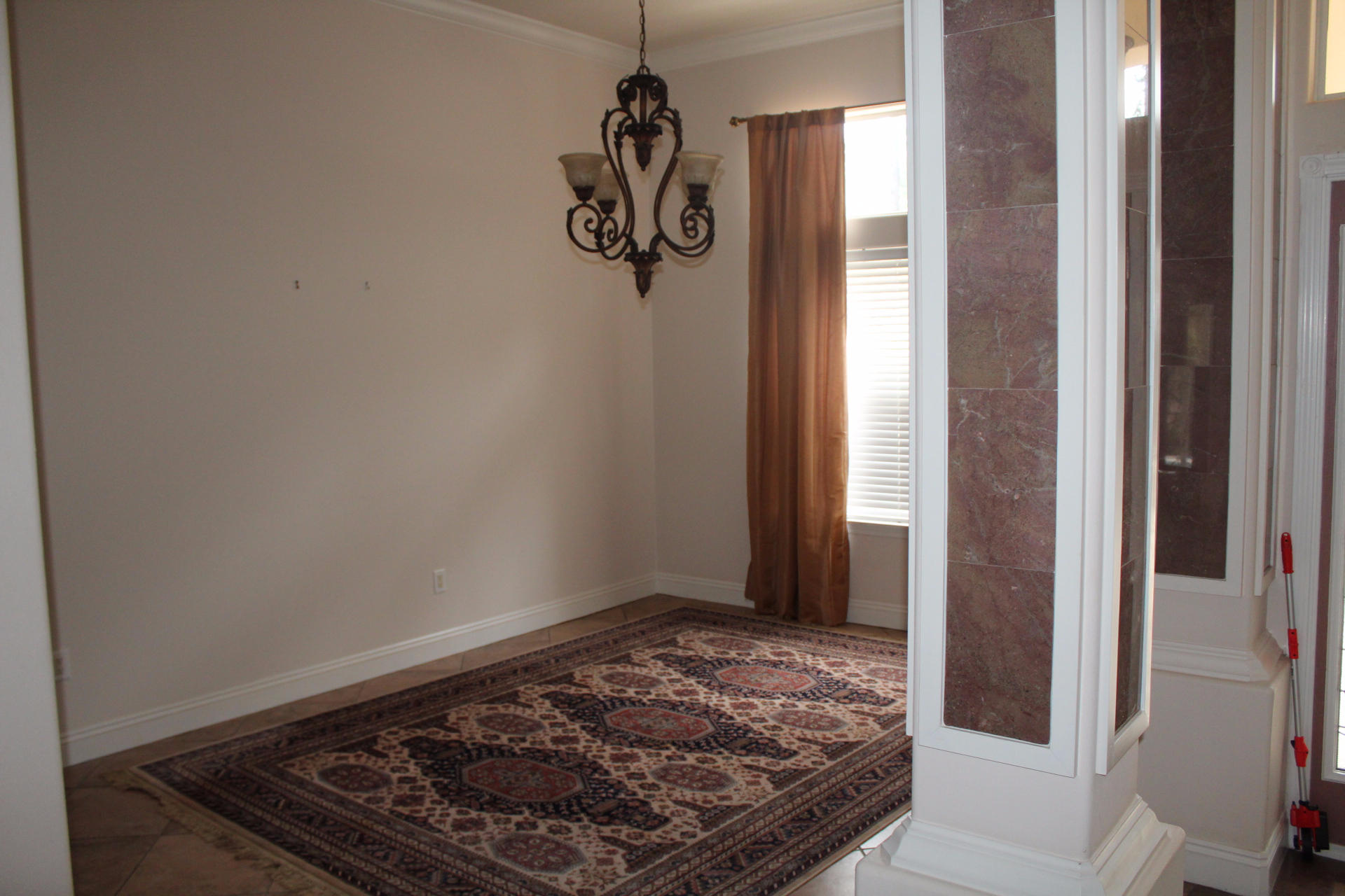 PINE SHORES - Residential