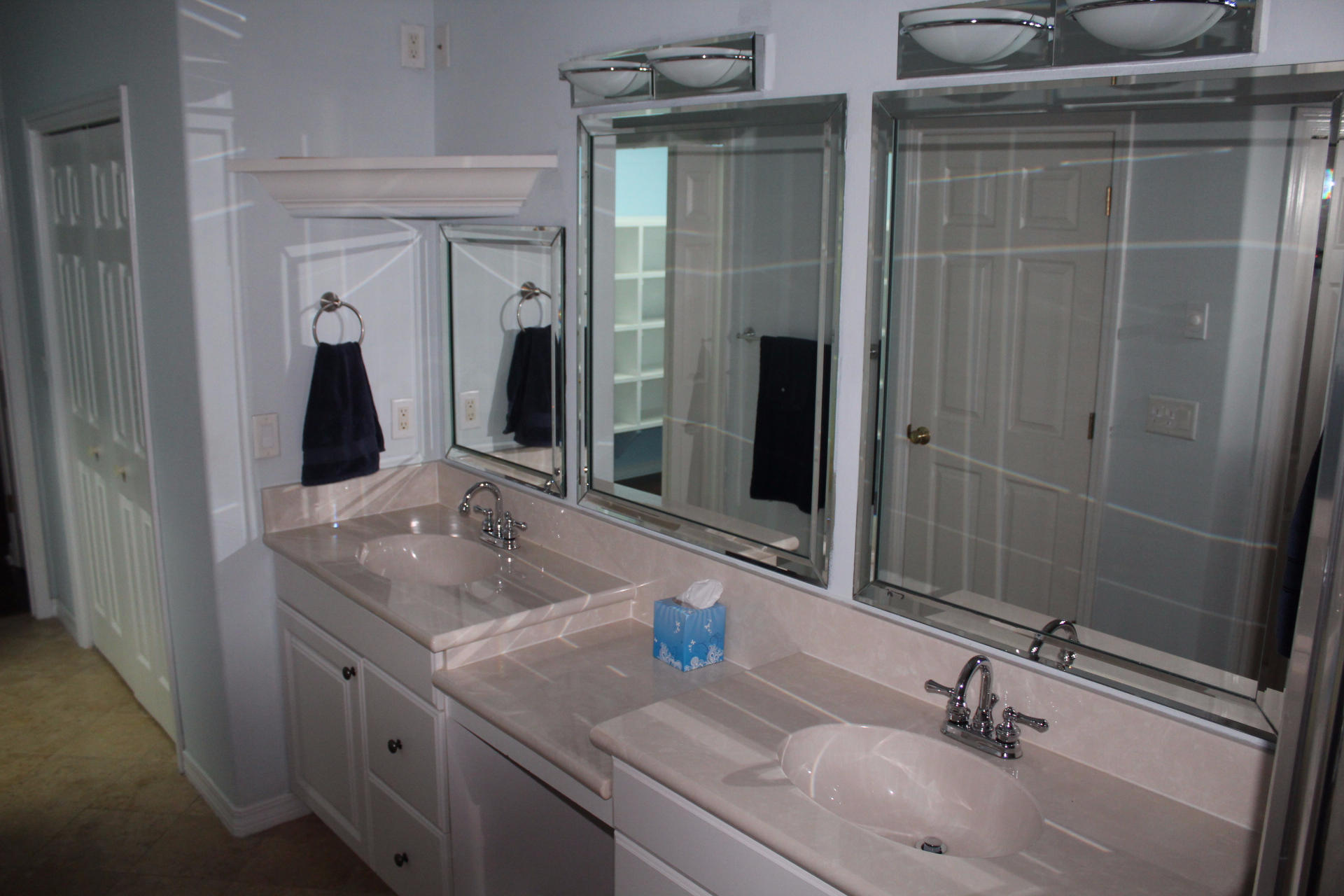 PINE SHORES - Residential