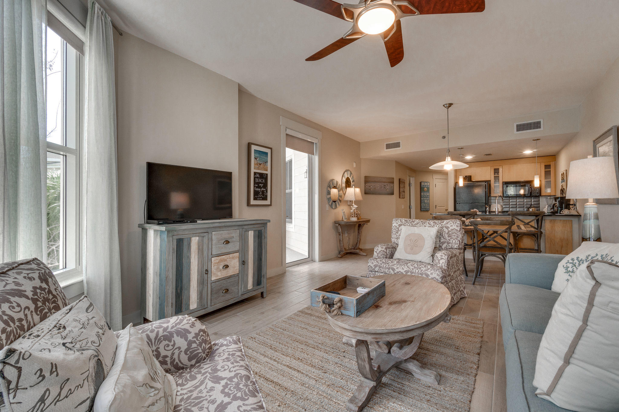 BAHIA CONDO - Residential