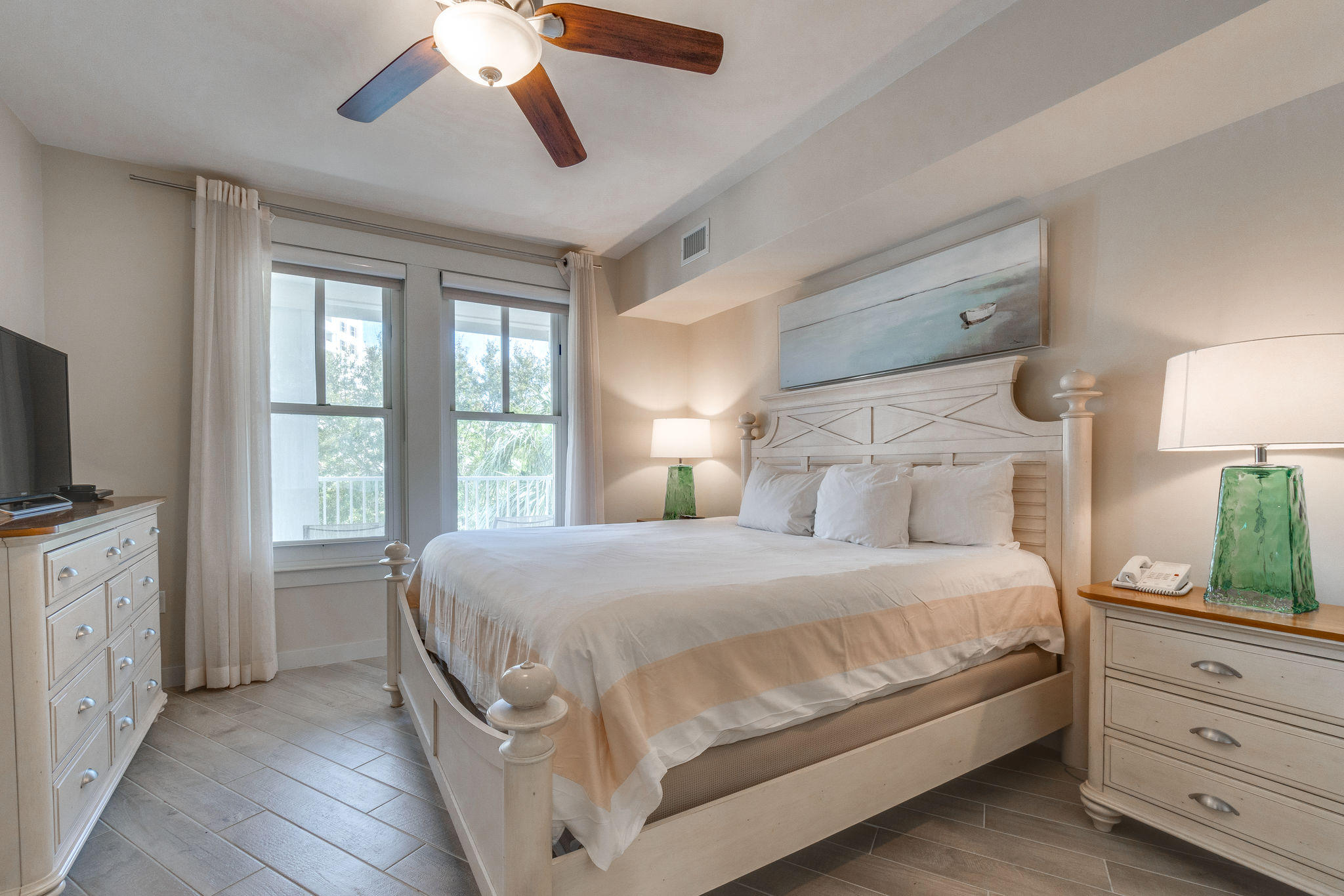 BAHIA CONDO - Residential