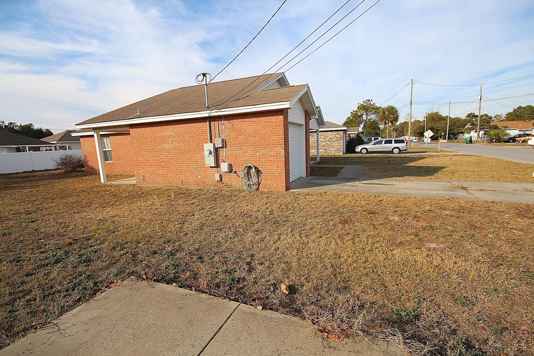 Hutchinson's 2nd TO Bahama Beach - Residential