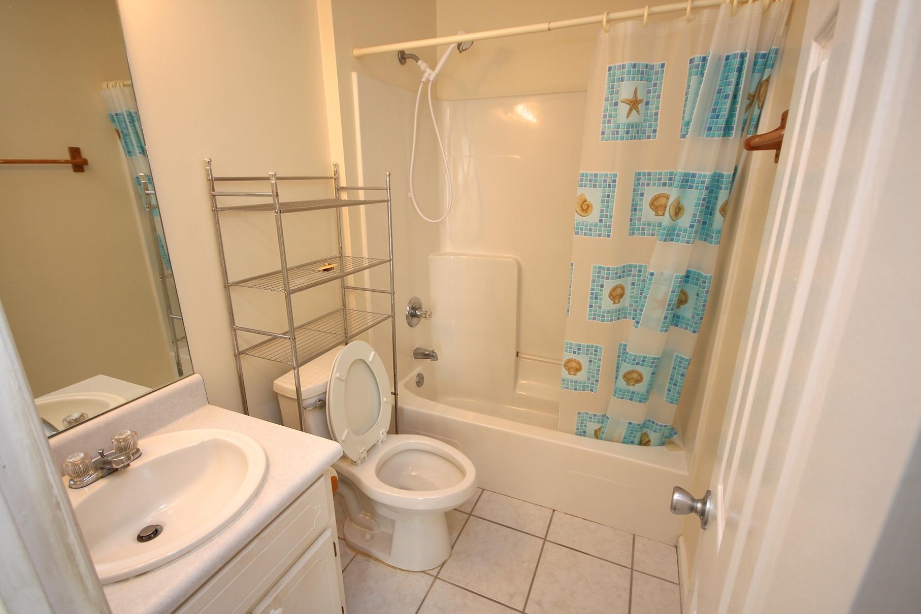 Hutchinson's 2nd TO Bahama Beach - Residential