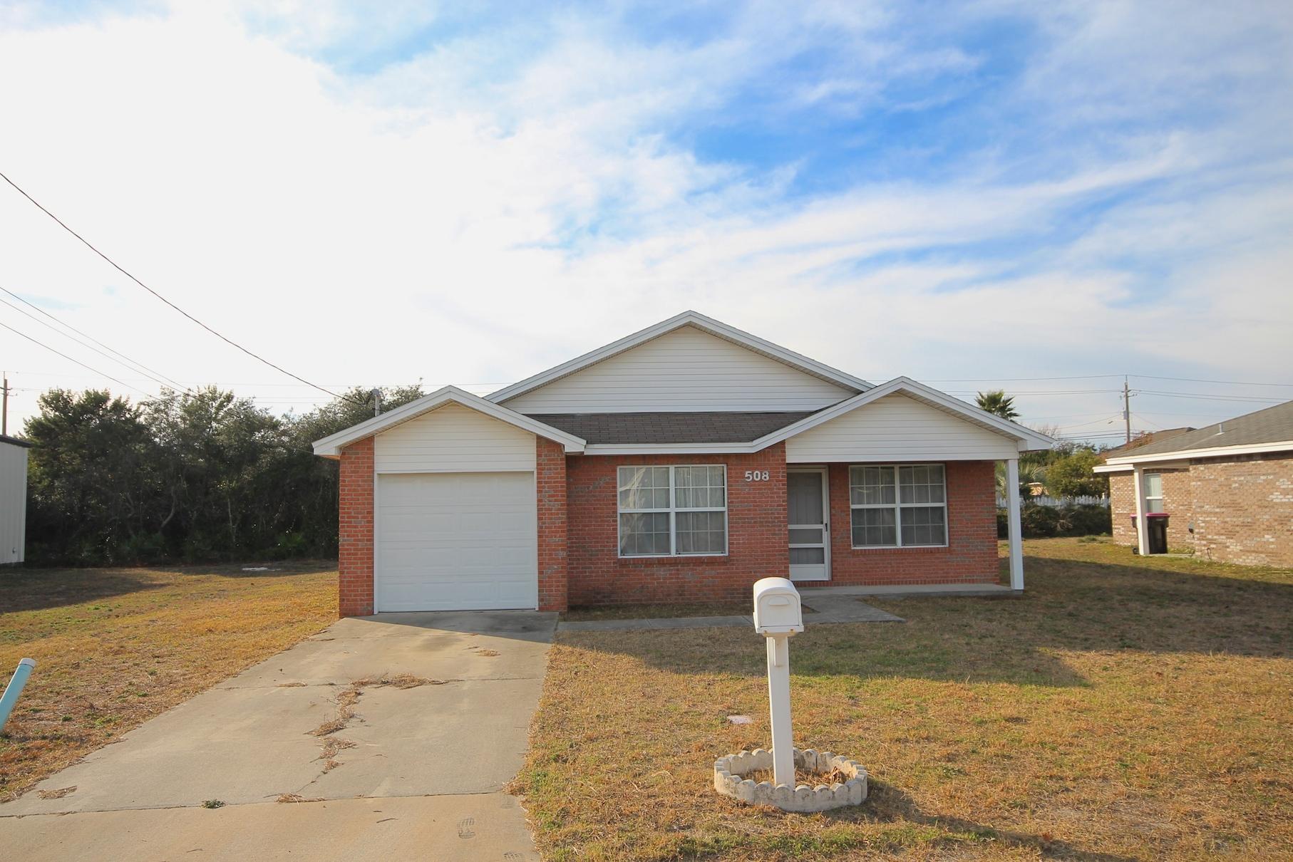 Hutchinson's 2nd TO Bahama Beach - Residential