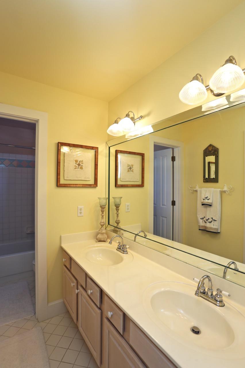 CRYSTAL LAKE AT SANDESTIN - Residential