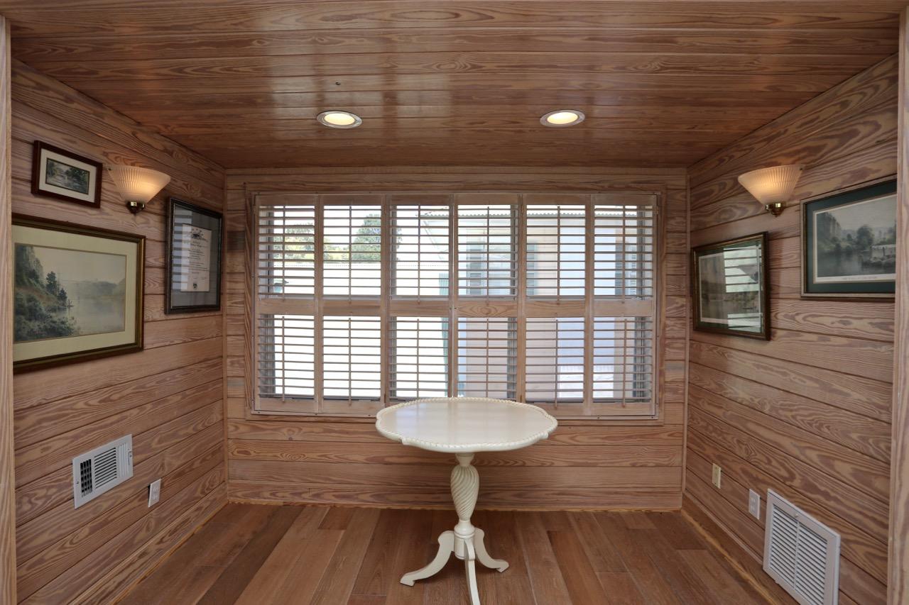 CRYSTAL LAKE AT SANDESTIN - Residential