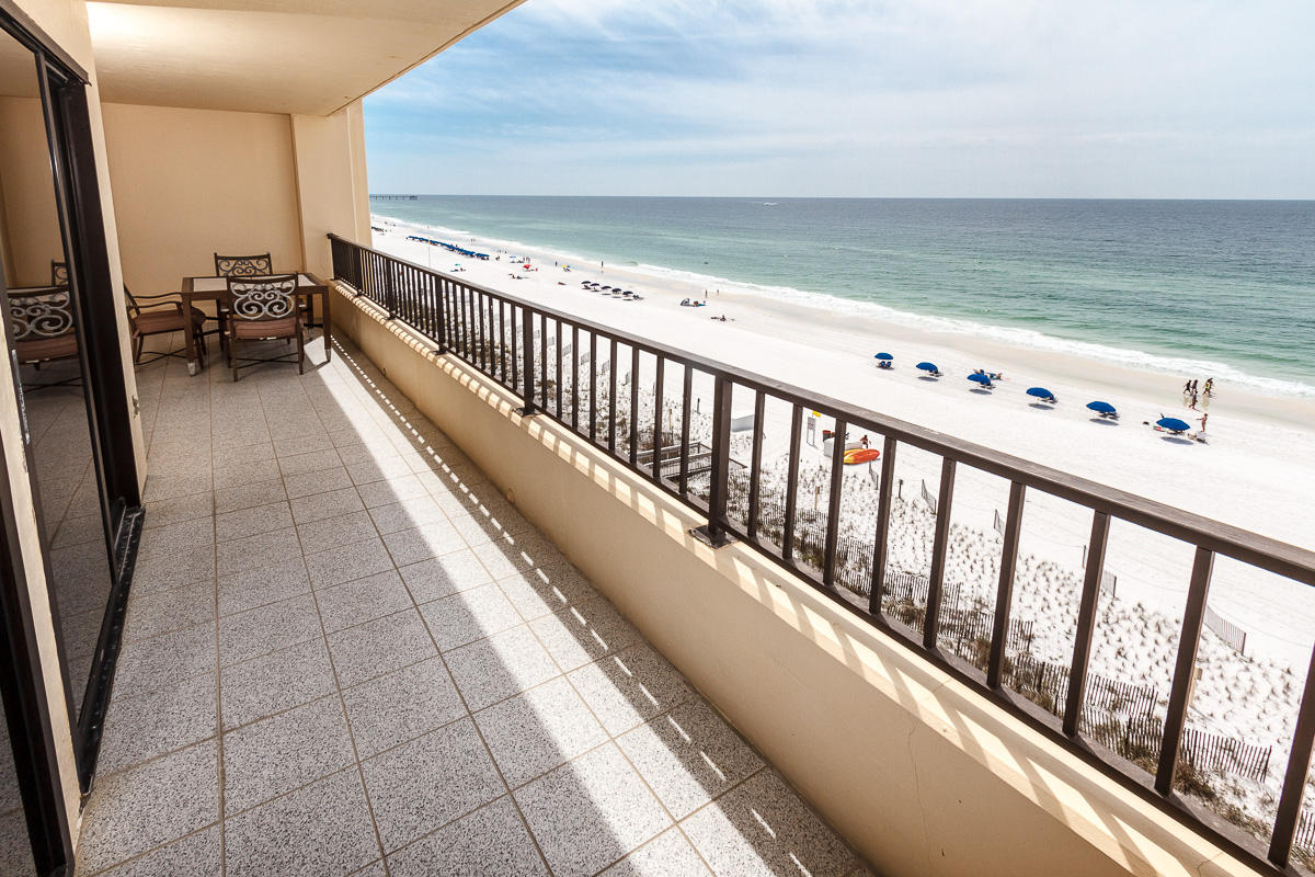 SURF DWELLER CONDO, - Residential