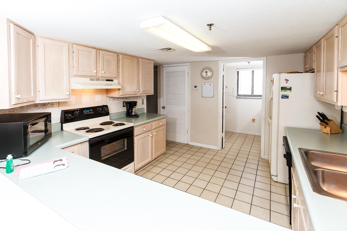 SURF DWELLER CONDO, - Residential