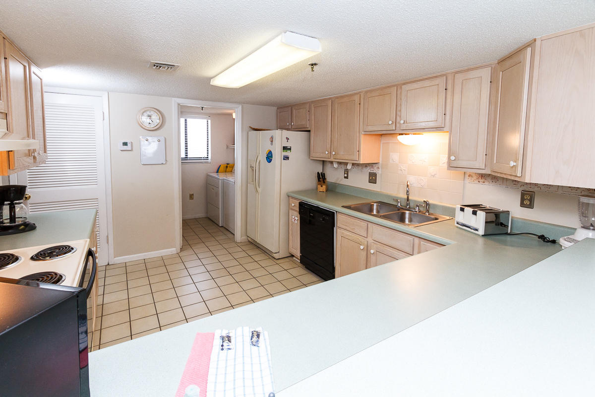 SURF DWELLER CONDO, - Residential