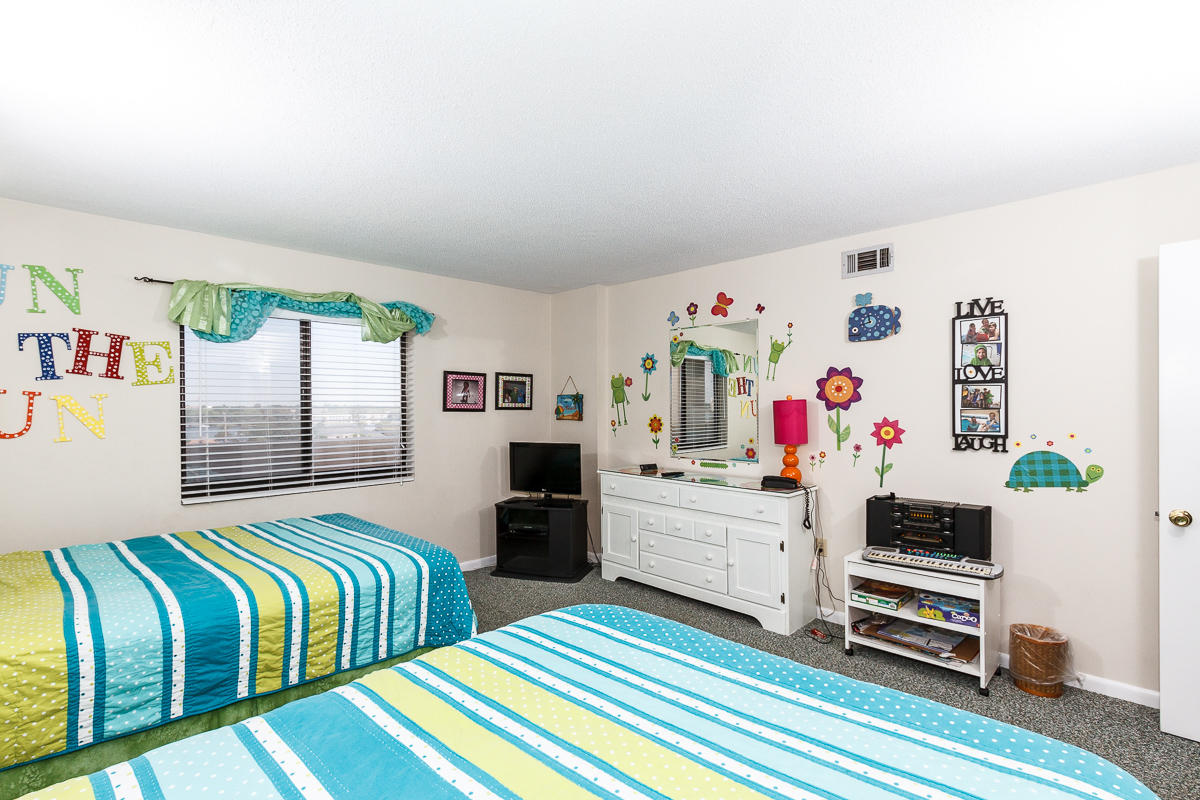 SURF DWELLER CONDO, - Residential