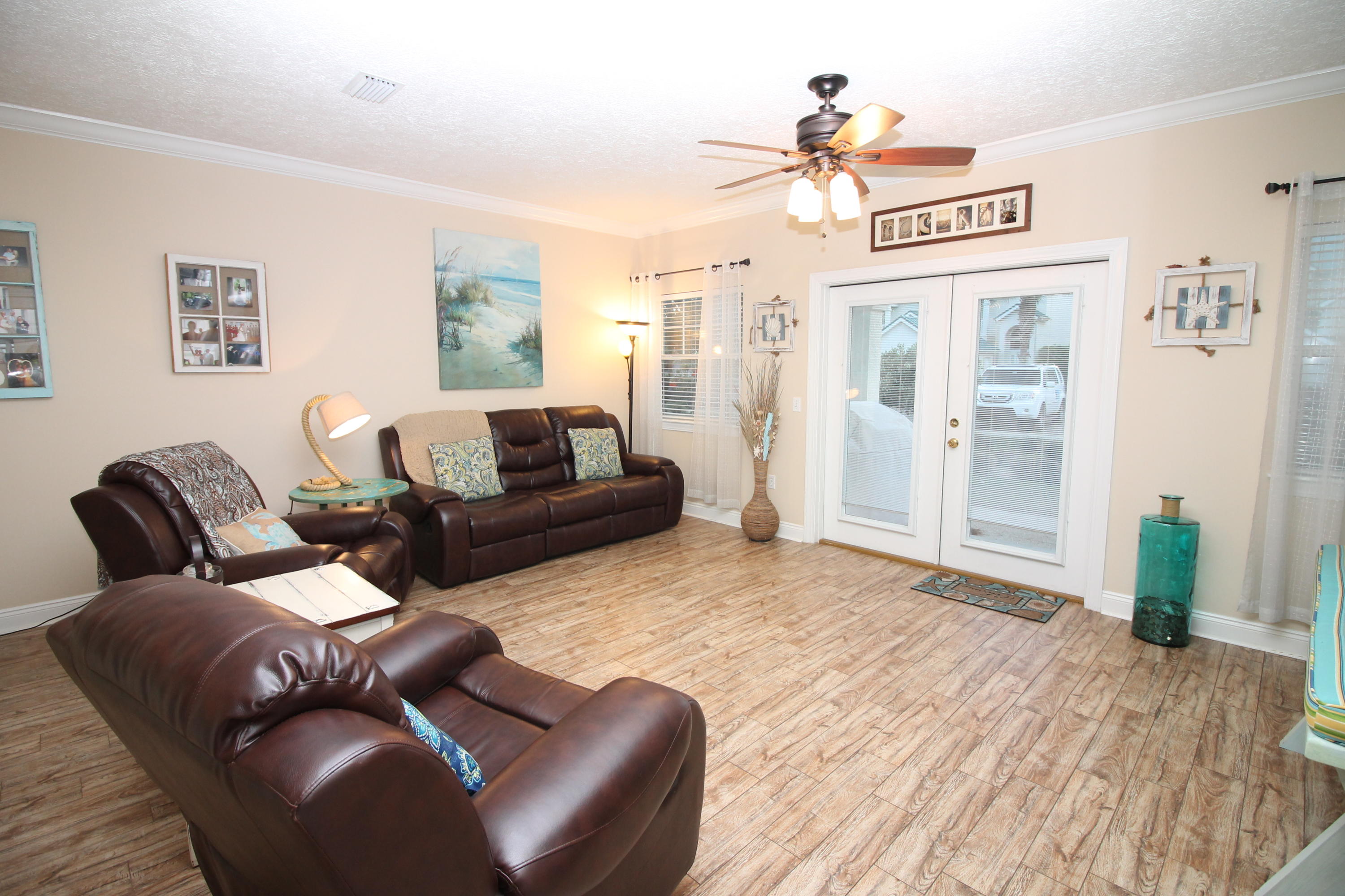 Thomas Drive Town homes - Residential