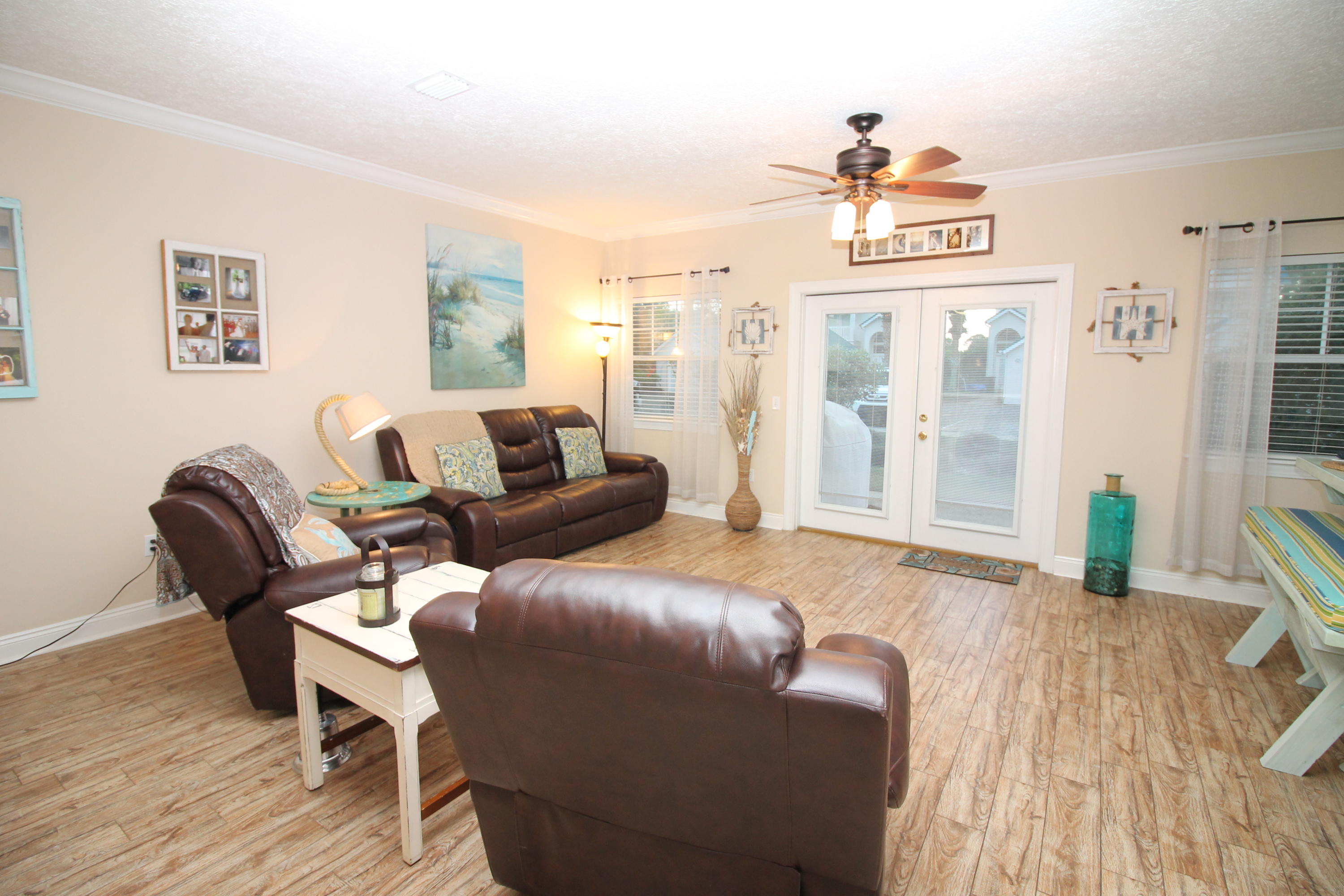 Thomas Drive Town homes - Residential