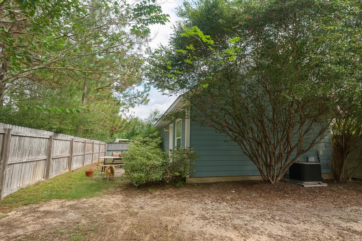 PINE TRACE - Residential