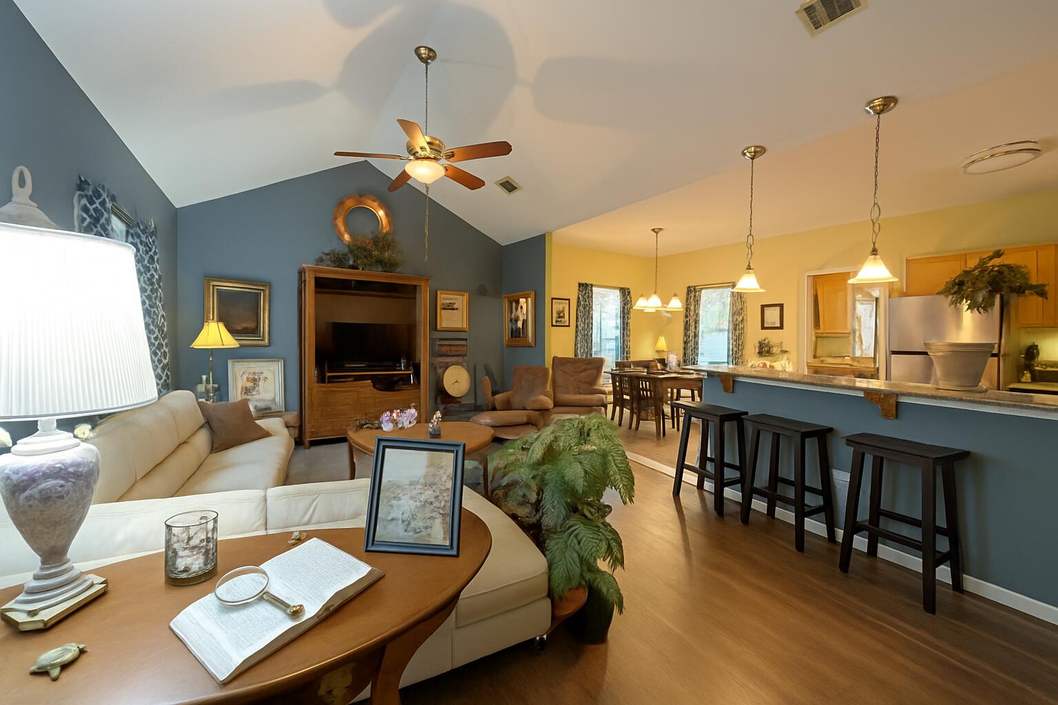 PINE TRACE - Residential