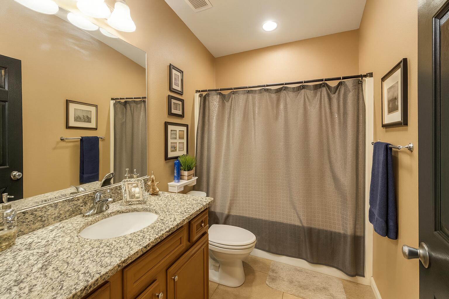 PINE TRACE - Residential