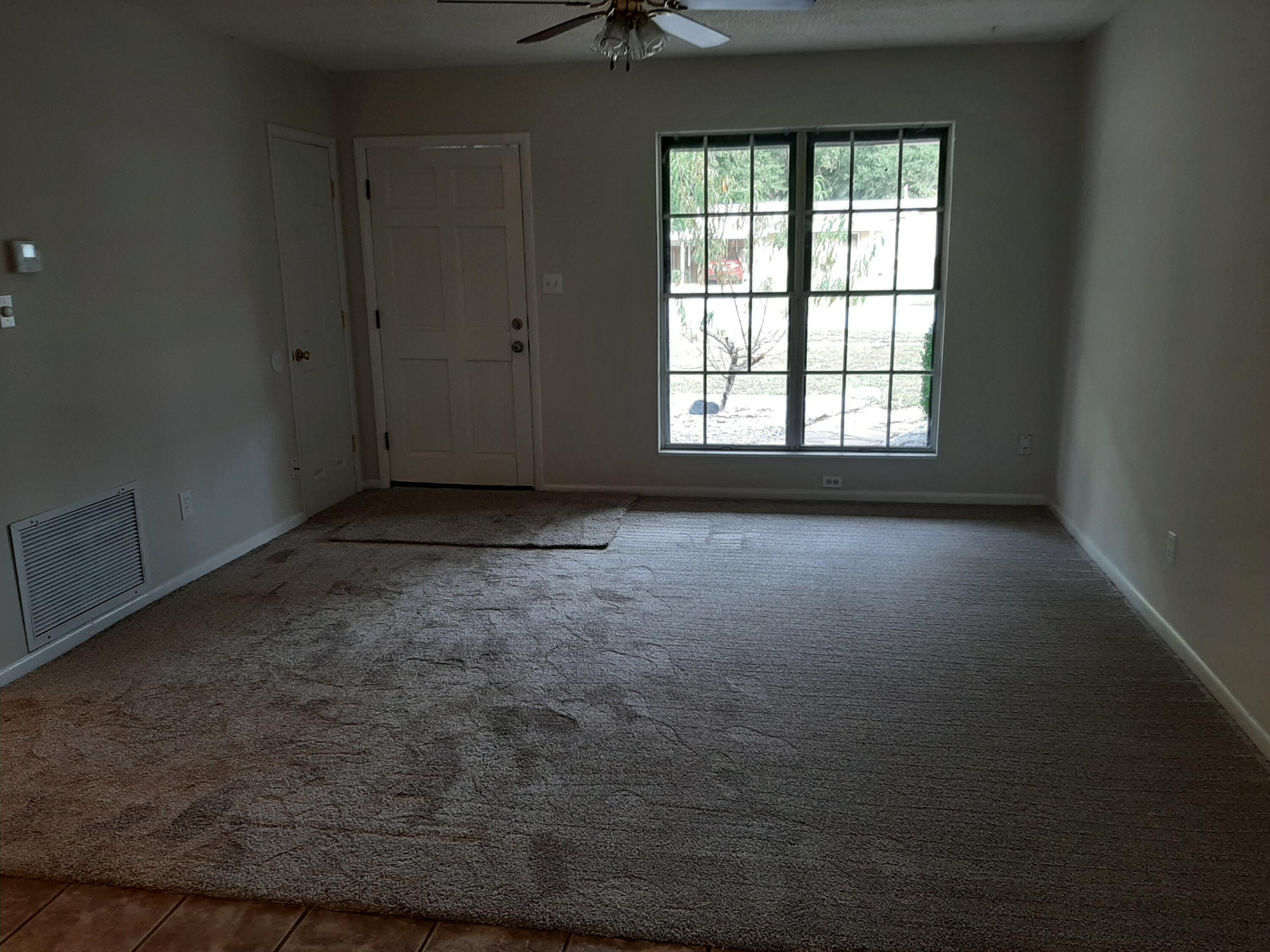 HOWARD S/D - Residential