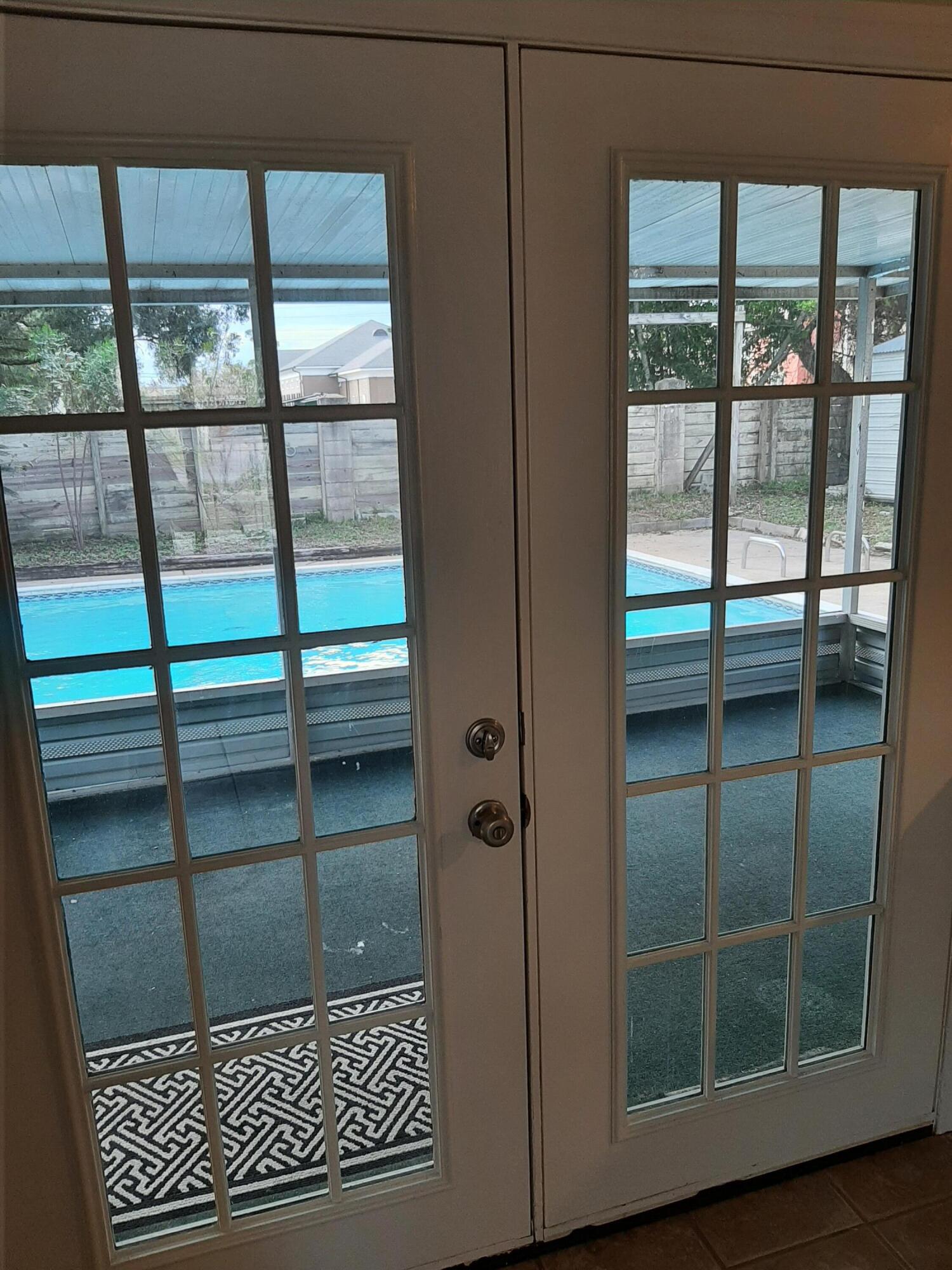 HOWARD S/D - Residential