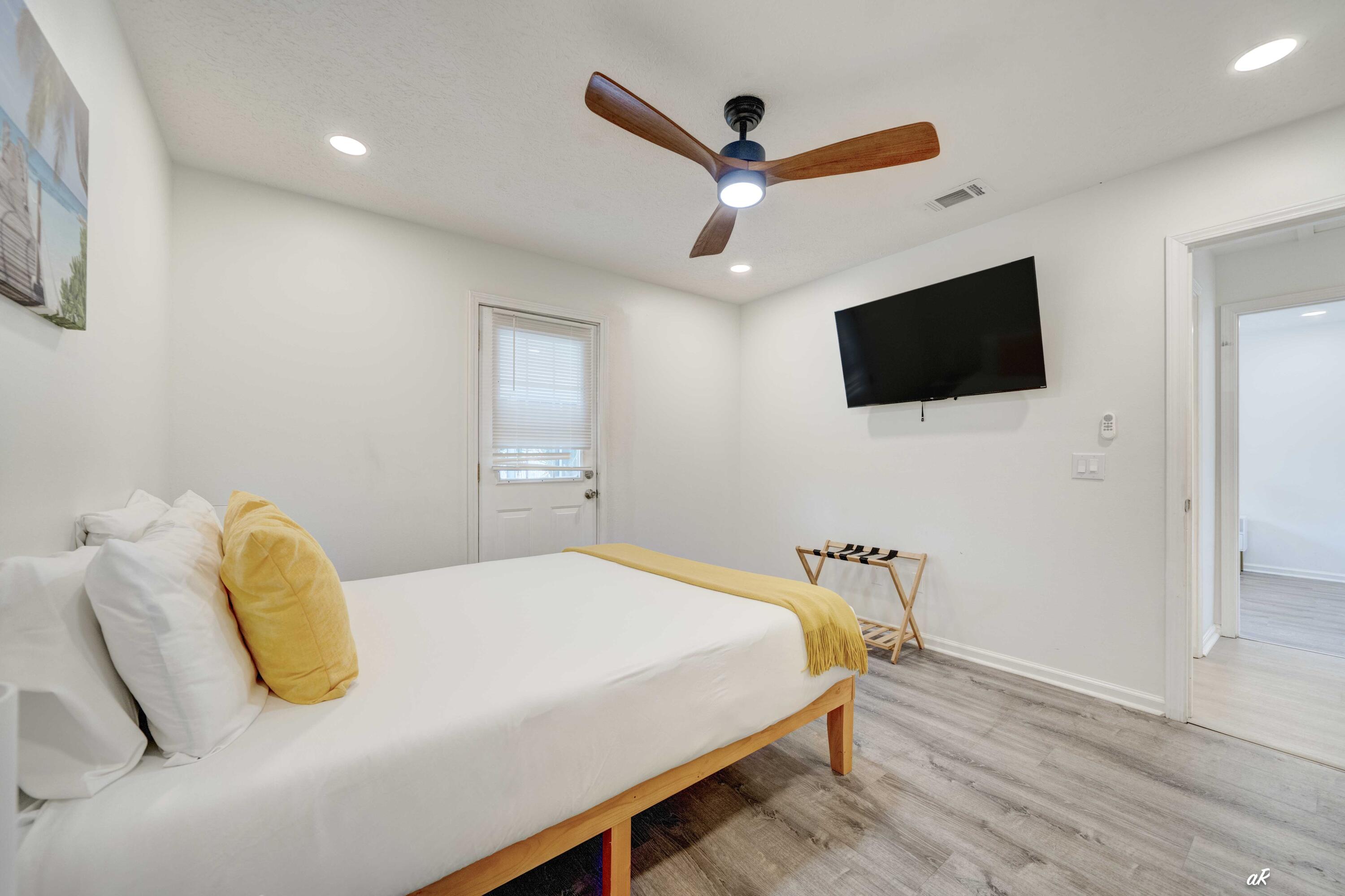 HOLIDAY BEACH UNIT 04 - Residential