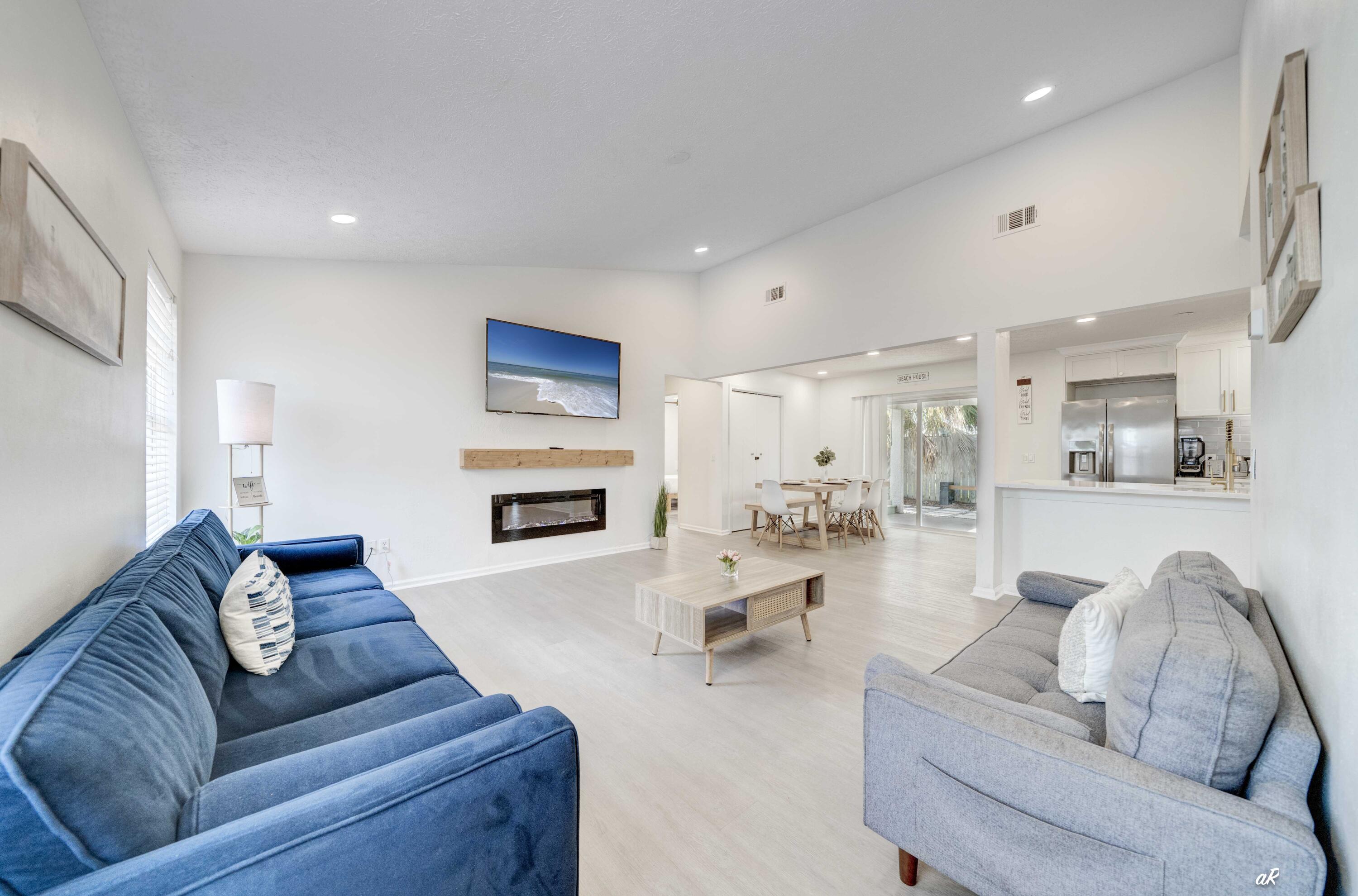 HOLIDAY BEACH UNIT 04 - Residential