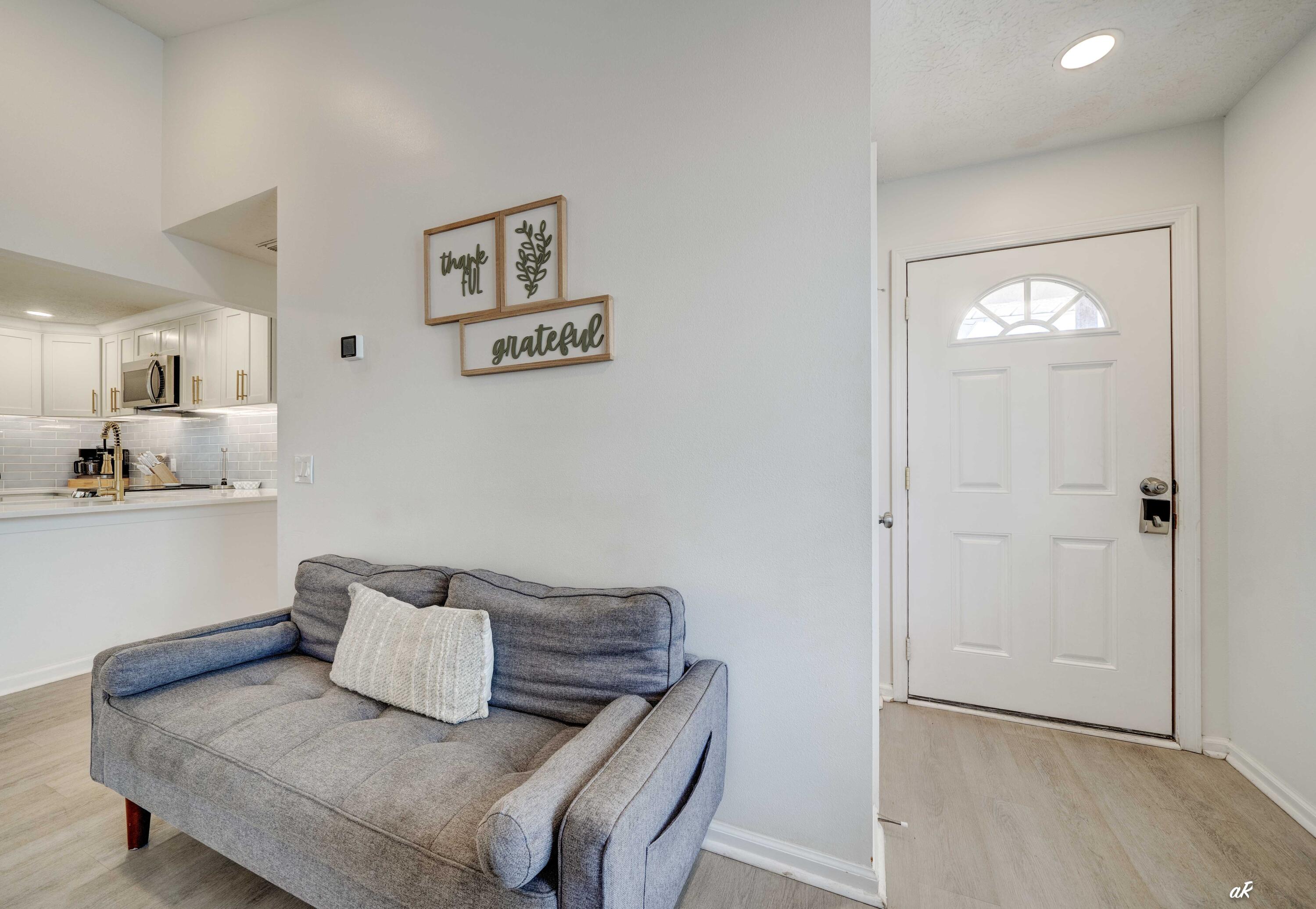 HOLIDAY BEACH UNIT 04 - Residential